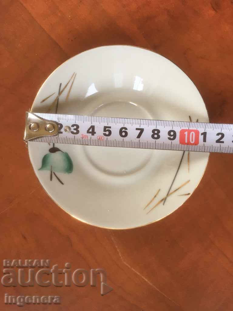 PLACĂ DE PORCELAN cu preț 4.00 BGN | € 2.05 PLACĂ DE PORCELAN cu preț 4.00 BGN | € 2.05