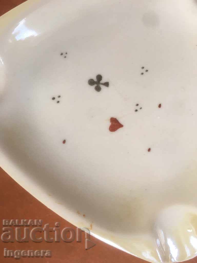 Auction PORCELAIN ASHTRAY FOR CARD PLAYERS FROM THE 50's Auction PORCELAIN ASHTRAY FOR CARD PLAYERS FROM THE 50's