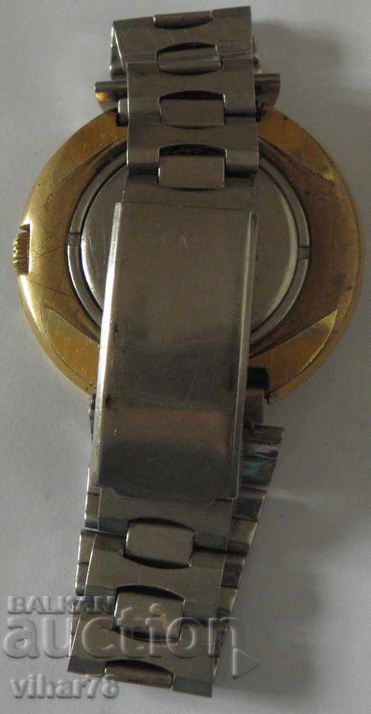 Delivery of MEN'S GOLDEN ROCKET WATCH Delivery of MEN'S GOLDEN ROCKET WATCH