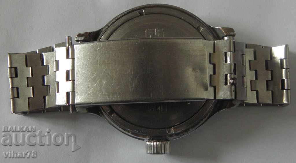 MEN'S EASTER COMMANDER CLOCK - 6 MEN'S EASTER COMMANDER CLOCK - 6