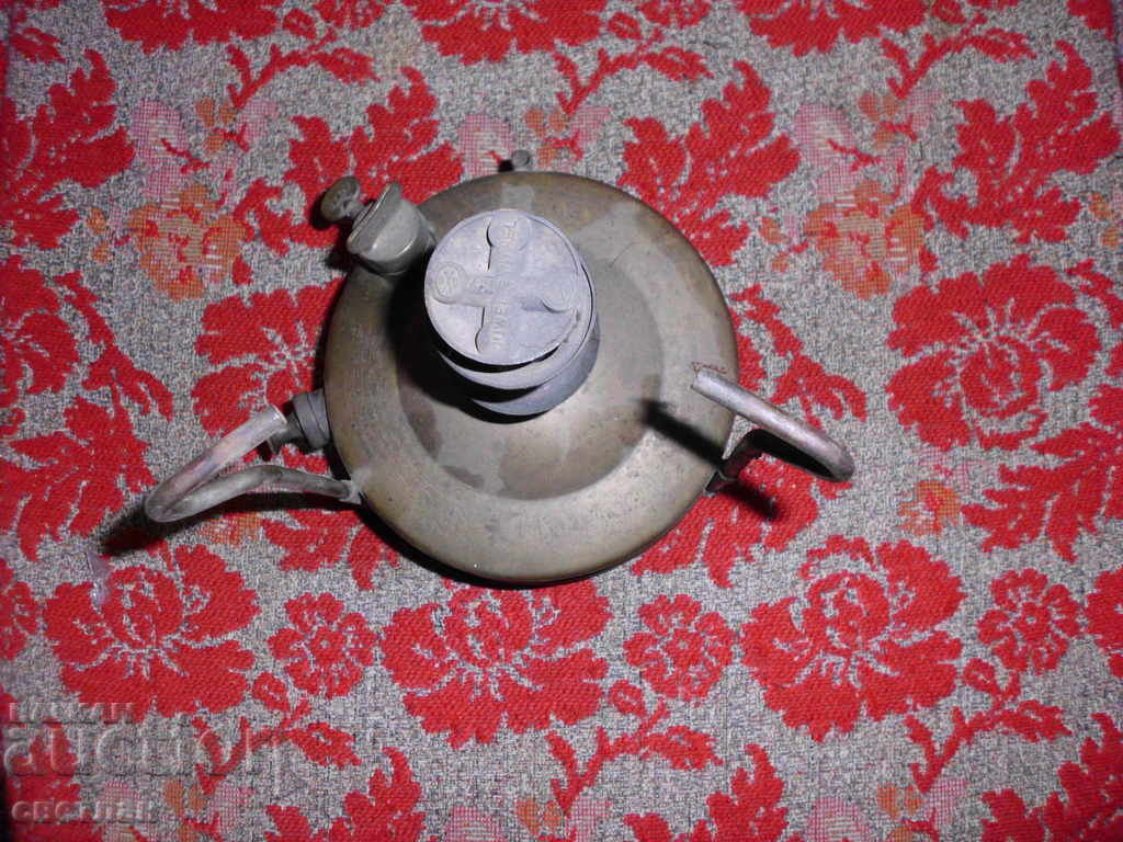 Auction  old gas stove