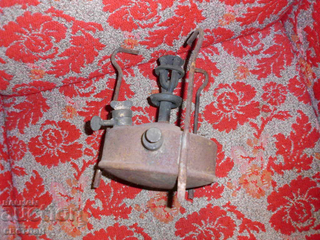 old gas stove with price 21.00 BGN | € 10.74 old gas stove with price 21.00 BGN | € 10.74