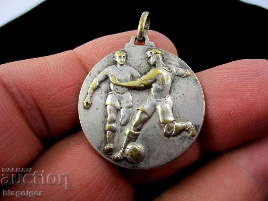 OLD FOOTBALL MEDAL-ITALY-ORIGINAL-RRRR with price 15.00 BGN | € 7.67 OLD FOOTBALL MEDAL-ITALY-ORIGINAL-RRRR with price 15.00 BGN | € 7.67