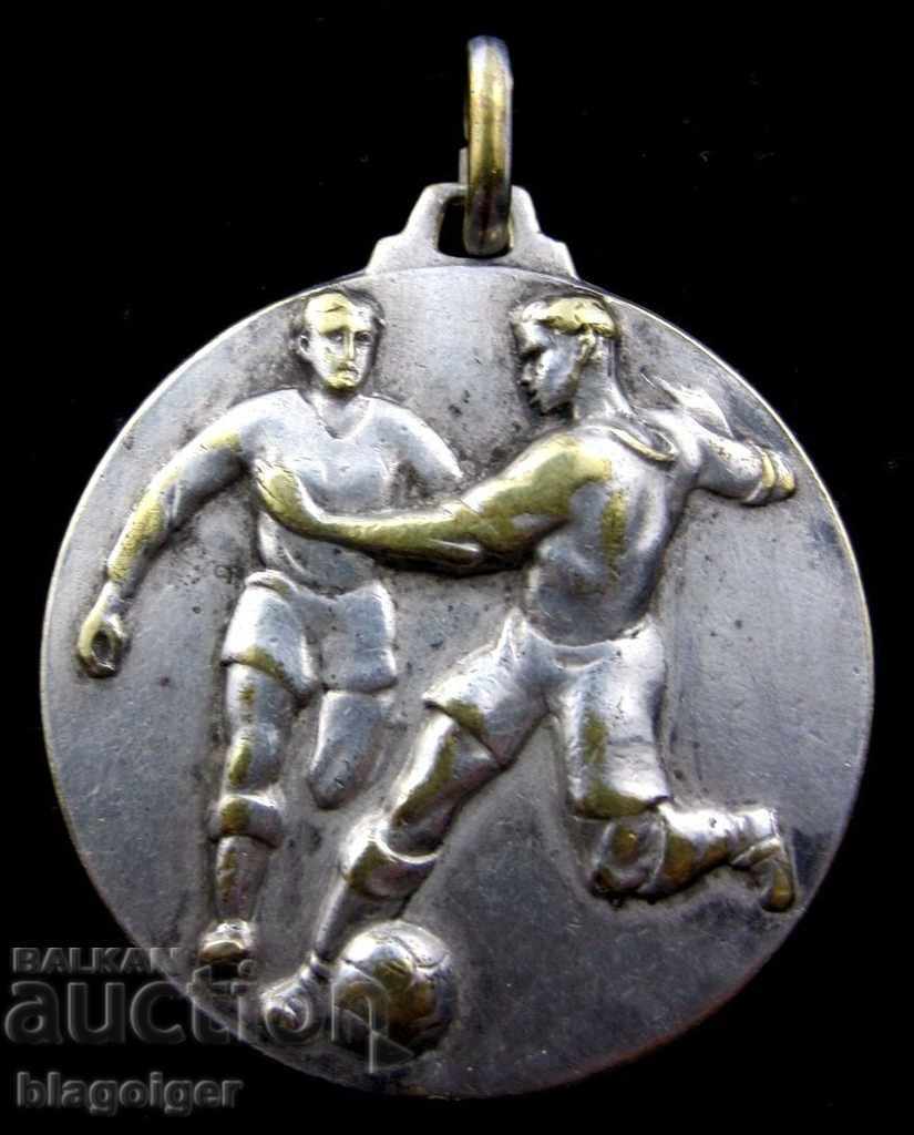 Delivery of OLD FOOTBALL MEDAL-ITALY-ORIGINAL-RRRR Delivery of OLD FOOTBALL MEDAL-ITALY-ORIGINAL-RRRR