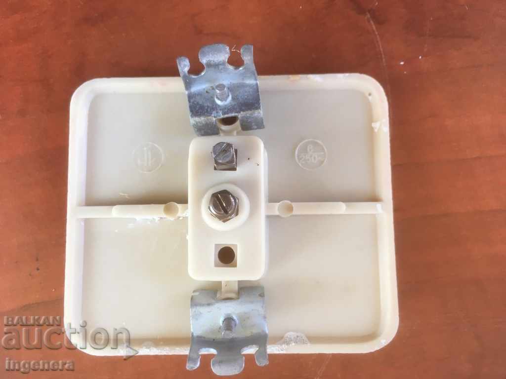 ELECTRIC WRENCH RETRO VINTAGE BAKELITE COLLECTIBLE with price 11.00 BGN | € 5.62 ELECTRIC WRENCH RETRO VINTAGE BAKELITE COLLECTIBLE with price 11.00 BGN | € 5.62