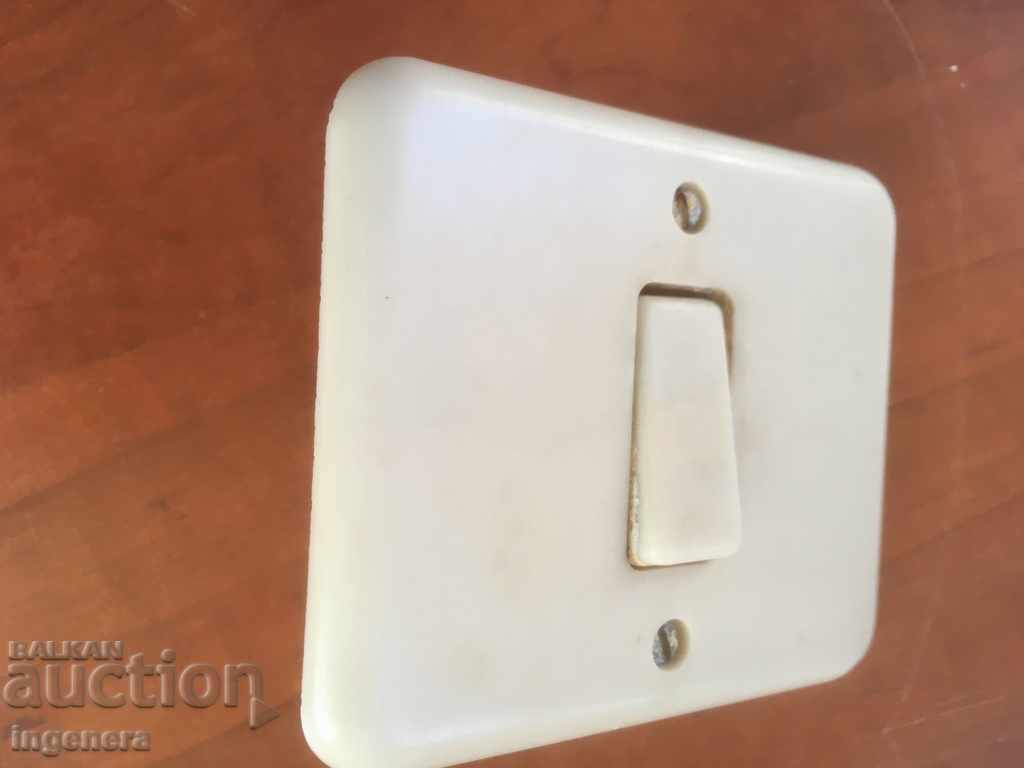 Auction ELECTRIC WRENCH RETRO VINTAGE BAKELITE COLLECTIBLE Auction ELECTRIC WRENCH RETRO VINTAGE BAKELITE COLLECTIBLE