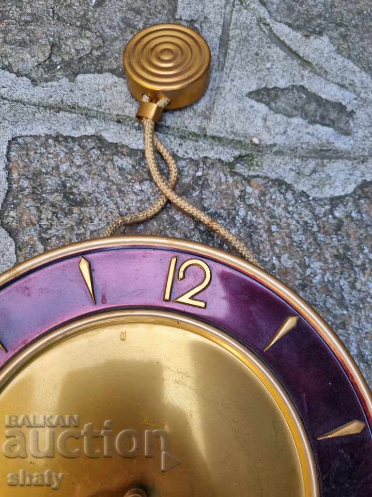 Delivery of Clock Lighthouse original Delivery of Clock Lighthouse original