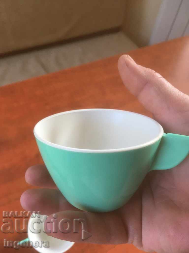 GLASS PLASTIC GLASSES USED SINCE THE 80'S with price 4.00 BGN | € 2.05