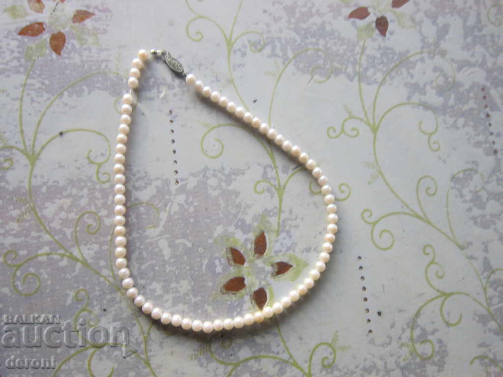 Auction Great Necklace Necklace with Rocher Pearls Auction Great Necklace Necklace with Rocher Pearls