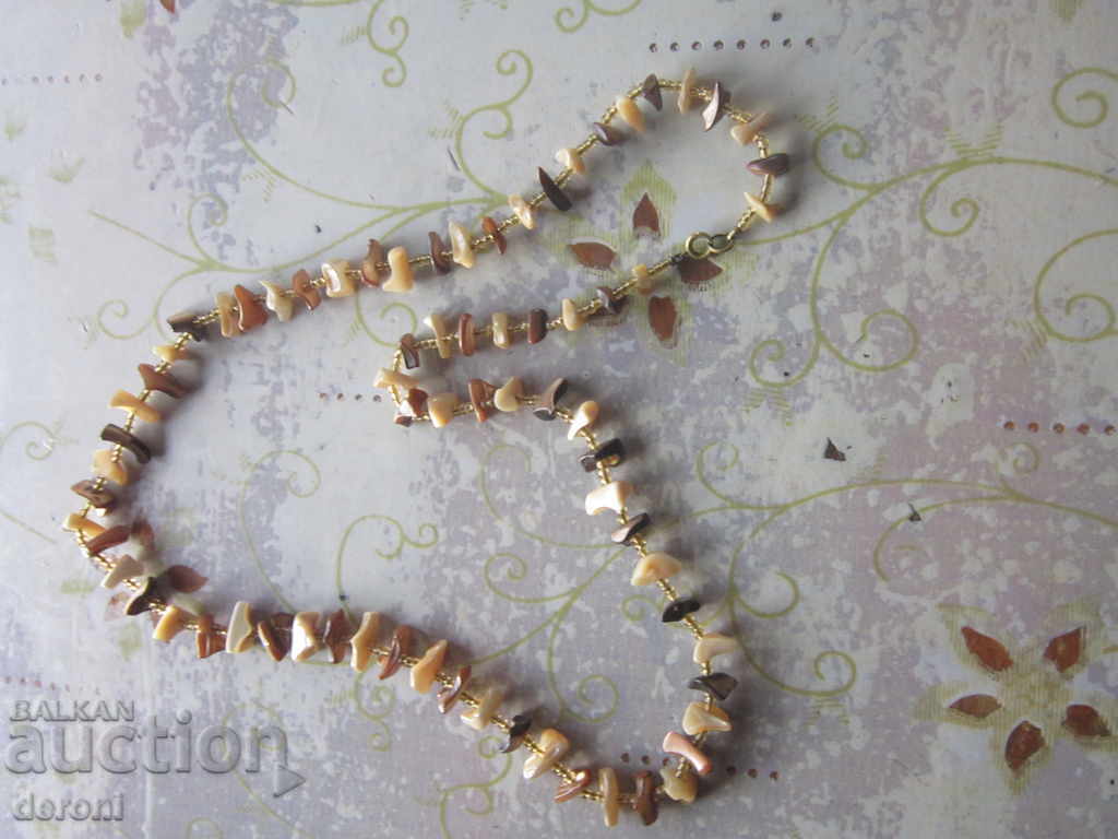 Доставка на Невероятно колие гердан естествен седеф Доставка на Невероятно колие гердан естествен седеф