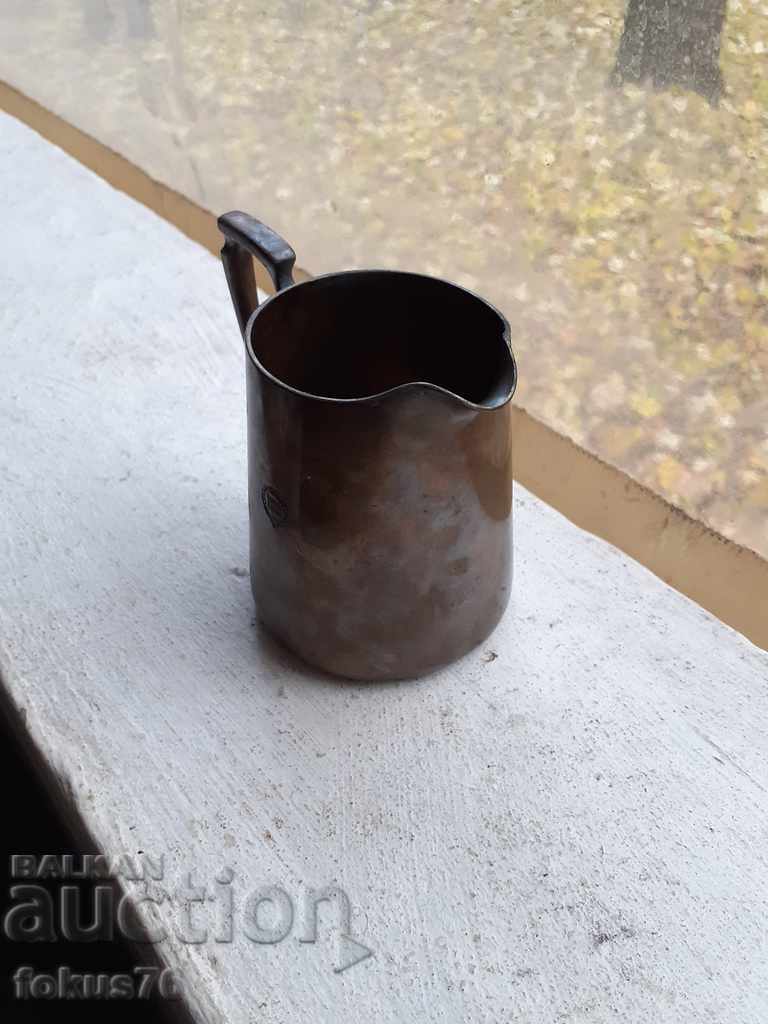 Mappin & Webb collector's cup with price 140.00 BGN | € 71.58 Mappin & Webb collector's cup with price 140.00 BGN | € 71.58