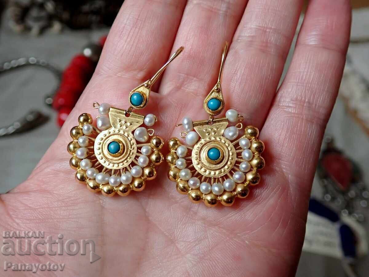 Auction  GOLDEN EARRINGS GOLDEN EARRINGS FOR BUFFS I WEAR JEWELRY PEARLS TURQUOISE