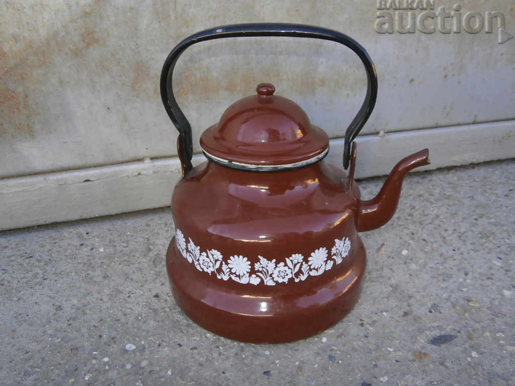 large retro vintage enameled teapot 50s with price 31.00 BGN | € 15.85 large retro vintage enameled teapot 50s with price 31.00 BGN | € 15.85