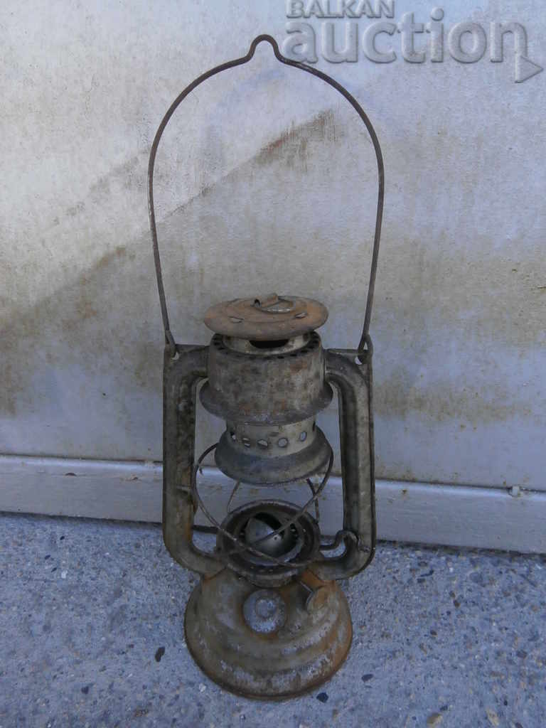 Auction antique gas lantern Auction antique gas lantern