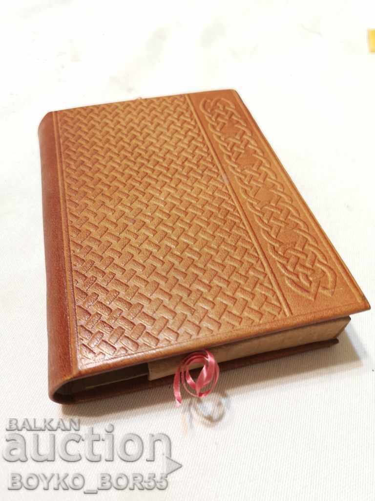 Two Vintage Branded Leather Cases Notebooks Genuine Leather - 6 Two Vintage Branded Leather Cases Notebooks Genuine Leather - 6