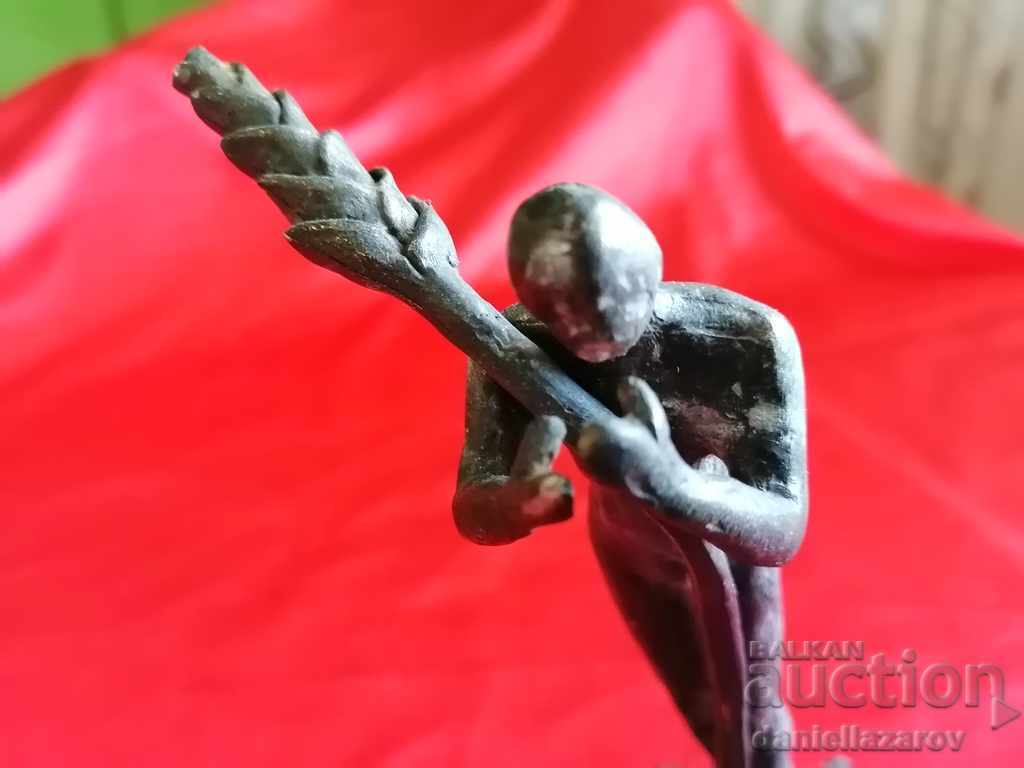 Licitație Mica Sculptură de Bronz, Lucrată Manual, Statuetă