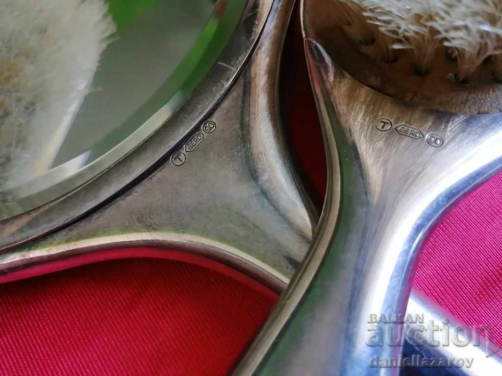 Auction Set of Silver Plated Mirror with Brushes SILVER 90m Auction Set of Silver Plated Mirror with Brushes SILVER 90m