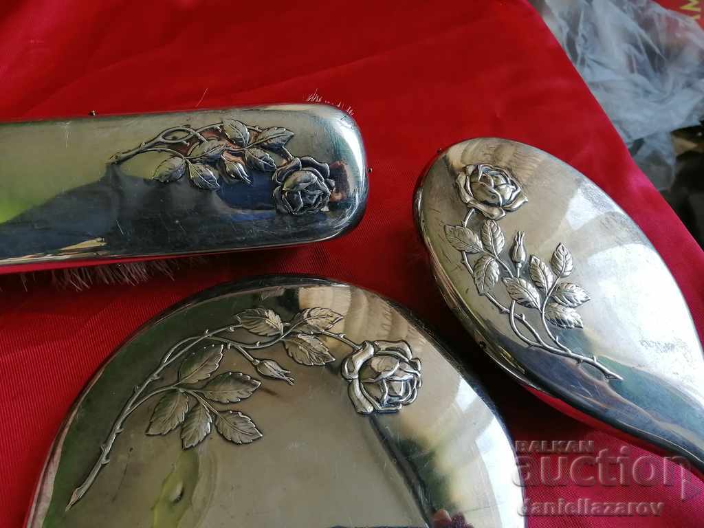 Set of Silver Plated Mirror with Brushes SILVER 90m - 6 Set of Silver Plated Mirror with Brushes SILVER 90m - 6