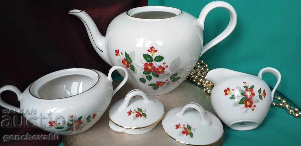 Beautiful German porcelain jugs with floral motifs with price 50.00 BGN | € 25.56