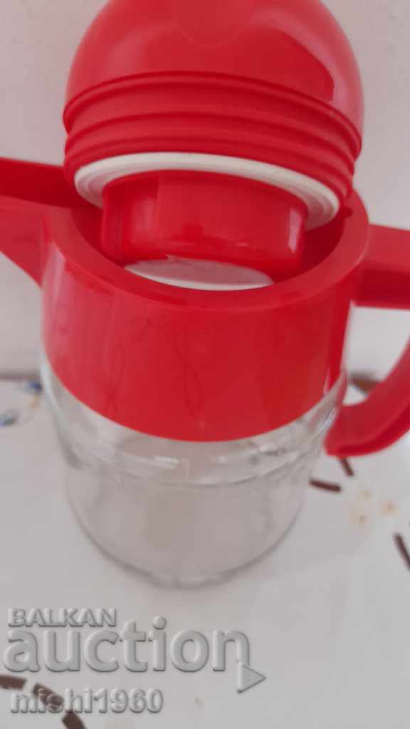 Glass jug with lid with price 8.00 BGN | € 4.09