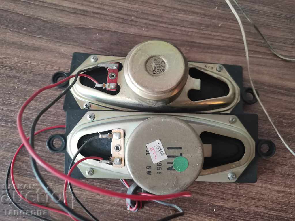 Tibiile tibiale cu preț 35.00 BGN | € 17.90 Tibiile tibiale cu preț 35.00 BGN | € 17.90