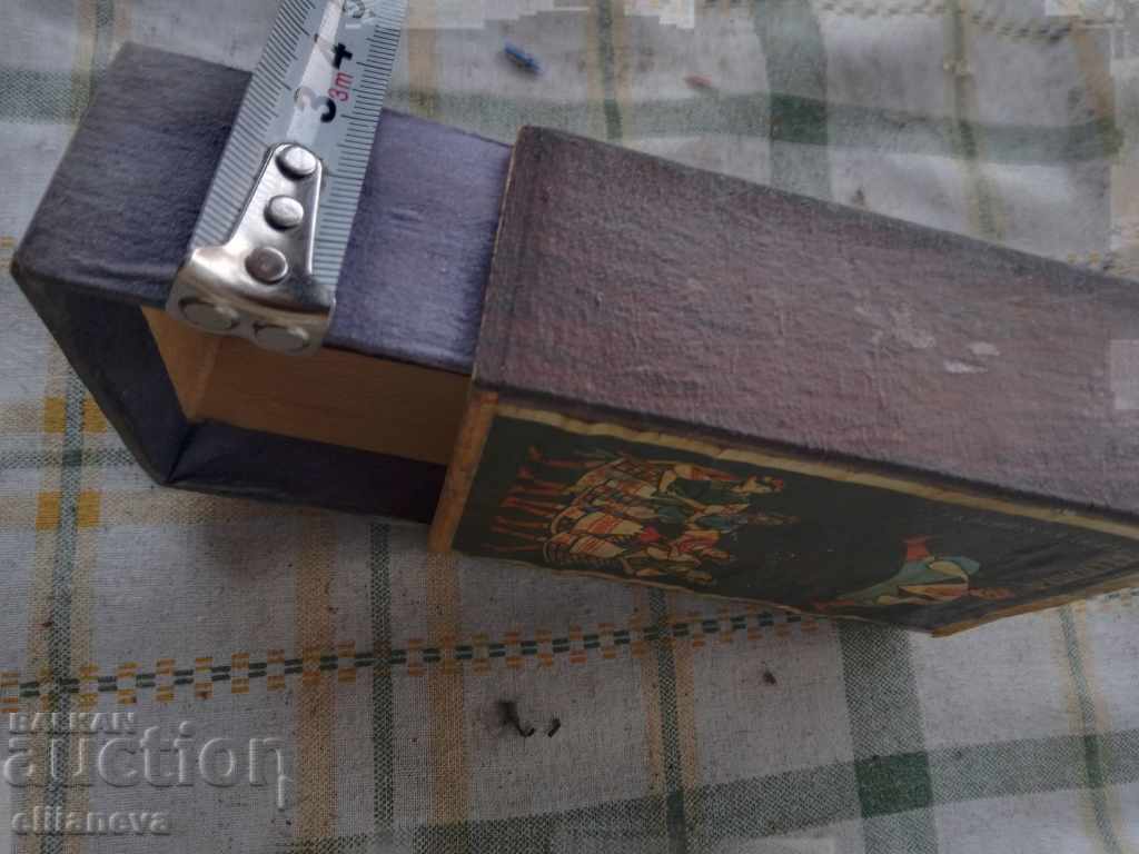 Auction large old match 110/70 mm Auction large old match 110/70 mm