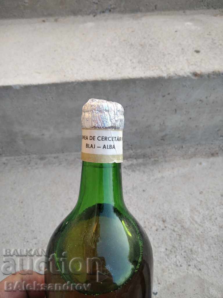 Delivery of Old collection wine Delivery of Old collection wine