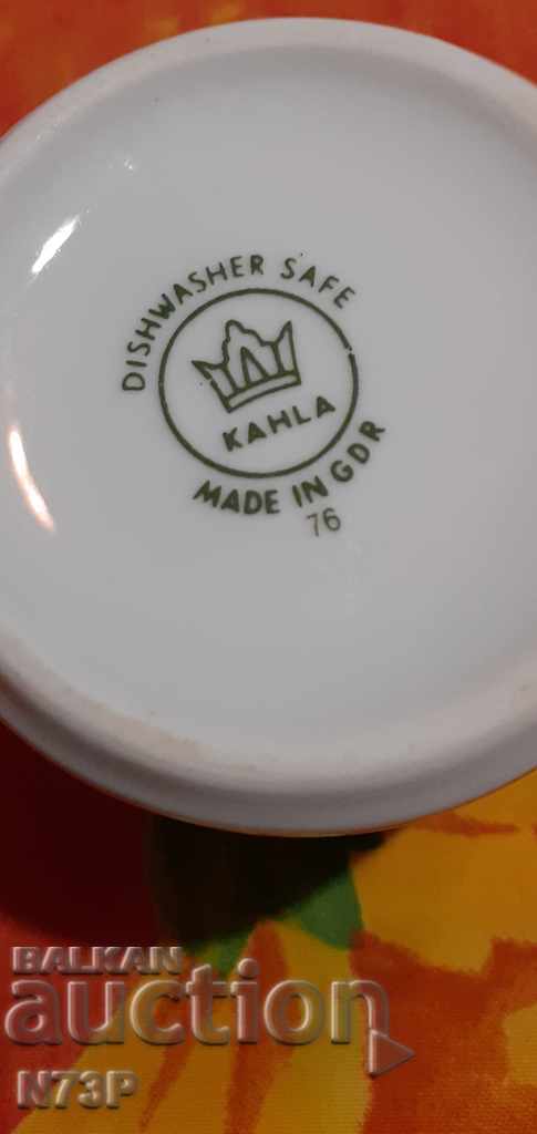 Delivery of OLD PORCELAIN TANK. ..KAHLA .. GDR. Delivery of OLD PORCELAIN TANK. ..KAHLA .. GDR.