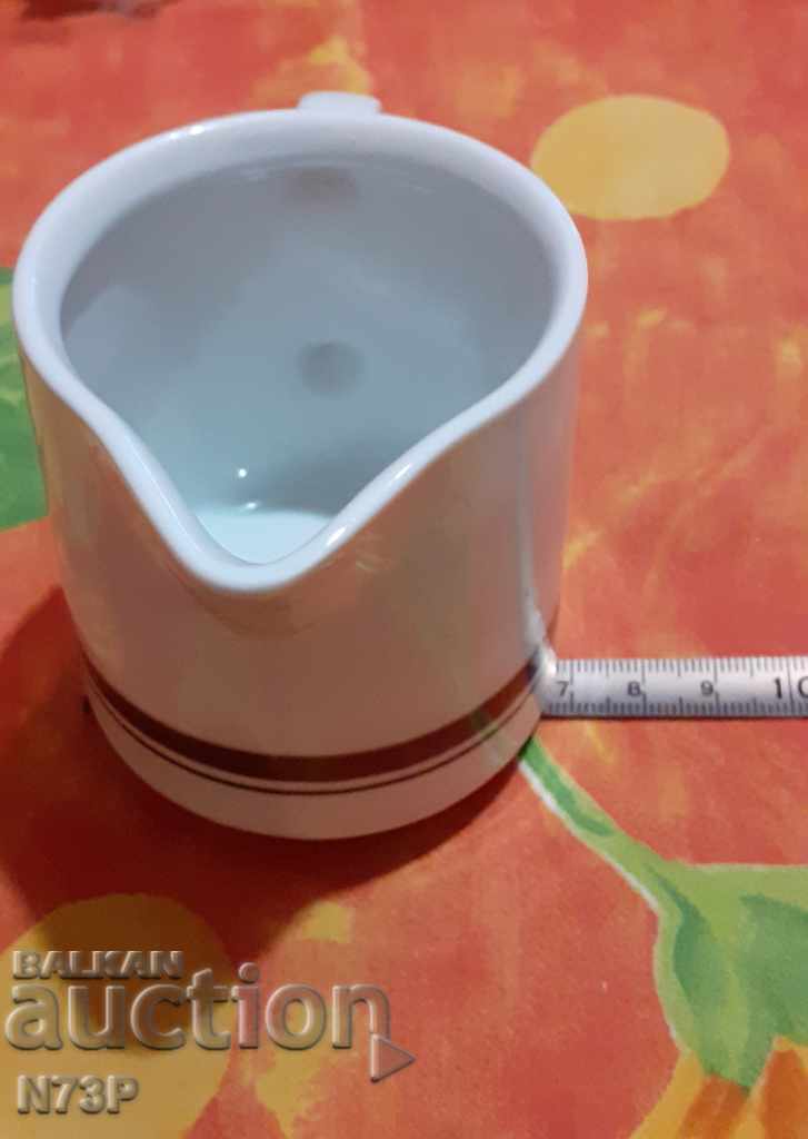 OLD PORCELAIN TANK. ..KAHLA .. GDR. - 5 OLD PORCELAIN TANK. ..KAHLA .. GDR. - 5