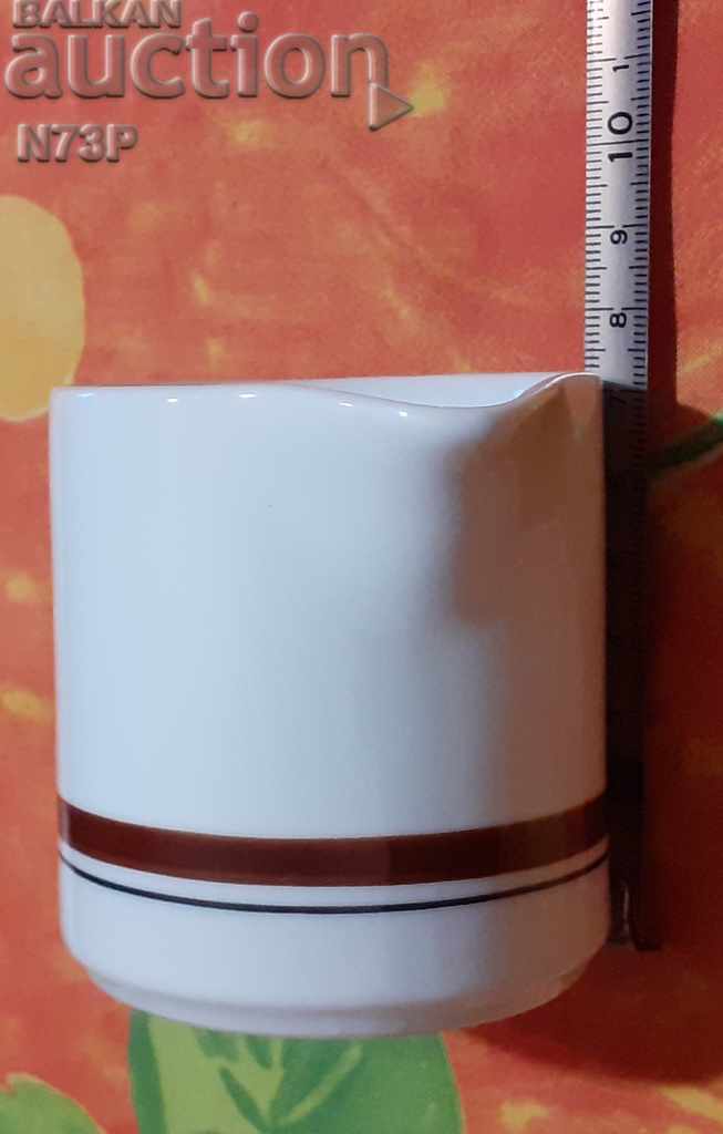 OLD PORCELAIN TANK. ..KAHLA .. GDR. - 6 OLD PORCELAIN TANK. ..KAHLA .. GDR. - 6