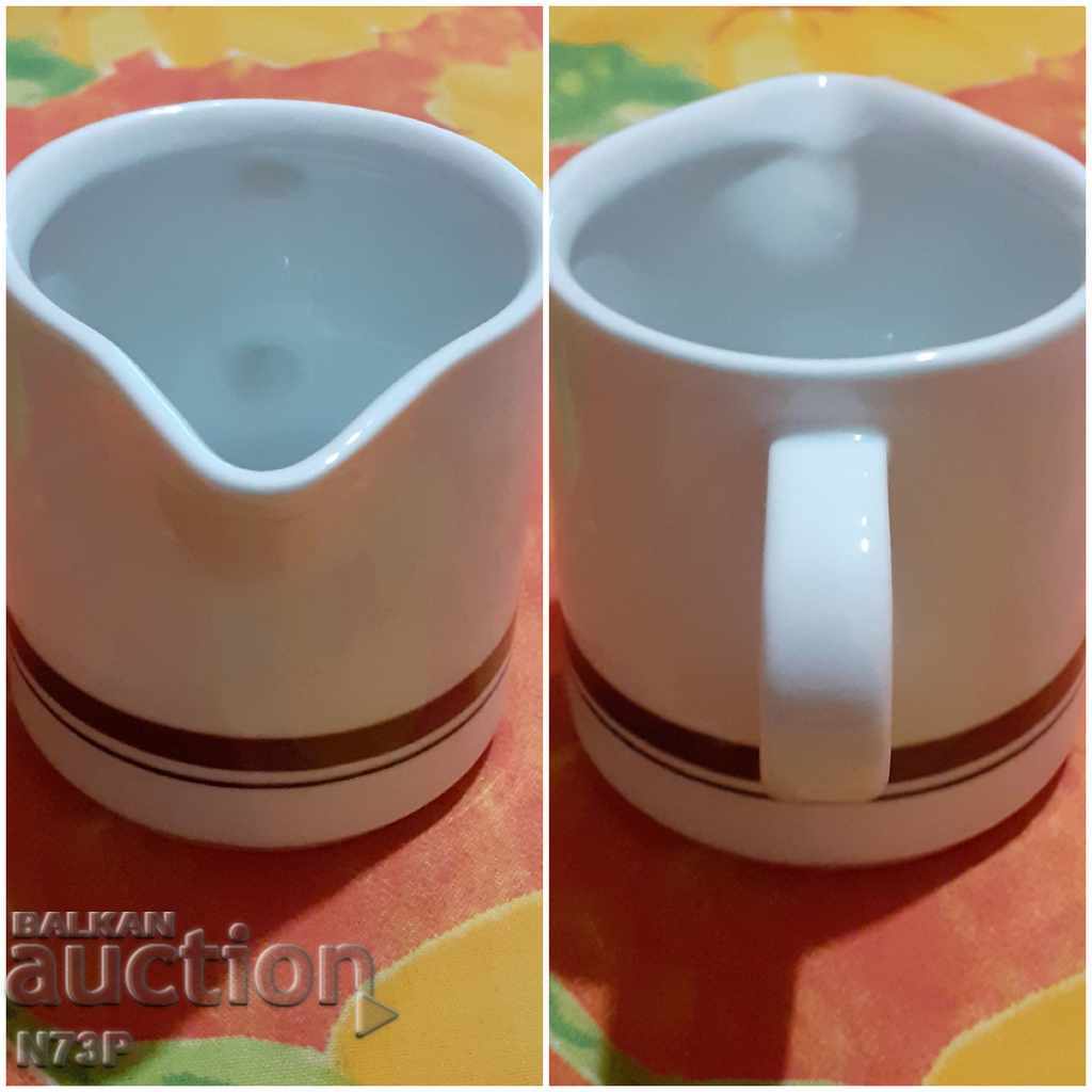 OLD PORCELAIN TANK. ..KAHLA .. GDR. - 7 OLD PORCELAIN TANK. ..KAHLA .. GDR. - 7