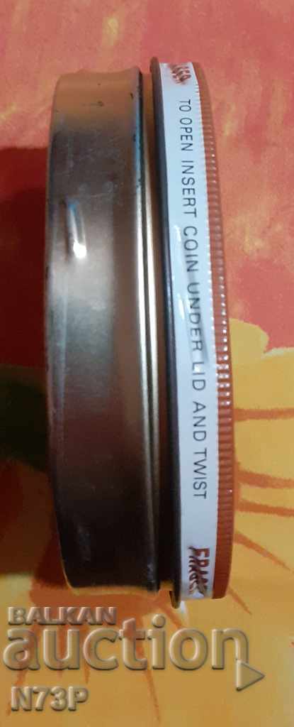 Аукцион СТАРА МЕТАЛНА КУТИЯ. Аукцион СТАРА МЕТАЛНА КУТИЯ.