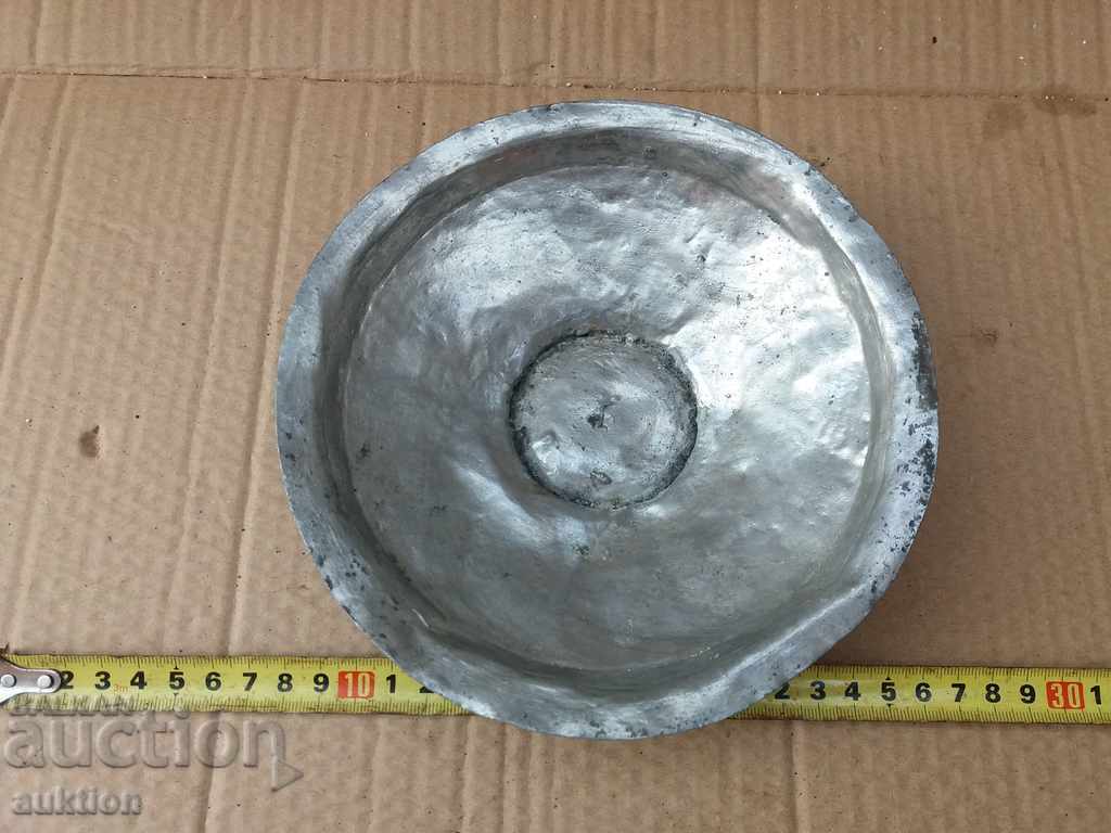 Auction TANNED COPPER REVIVAL PAN, BOWL, TRAY Auction TANNED COPPER REVIVAL PAN, BOWL, TRAY