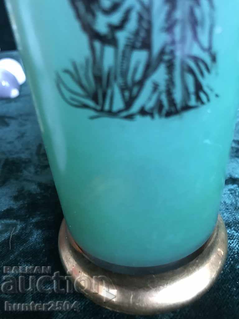 Аукцион Чашата на ловеца-патрон и златна украса 14/5 см