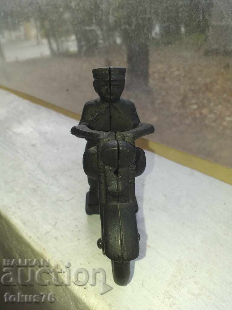 Motorcyclist cast iron figure statuette with price 79.00 BGN | € 40.39 Motorcyclist cast iron figure statuette with price 79.00 BGN | € 40.39