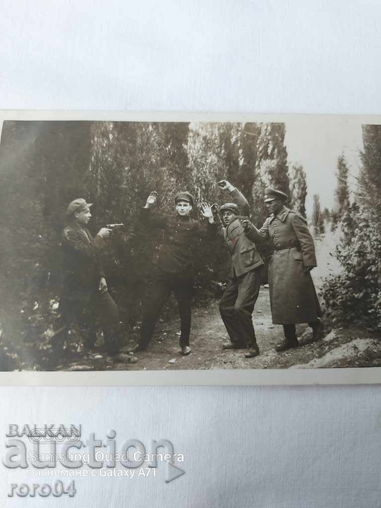 HANDS UP with price 10.00 BGN | € 5.11