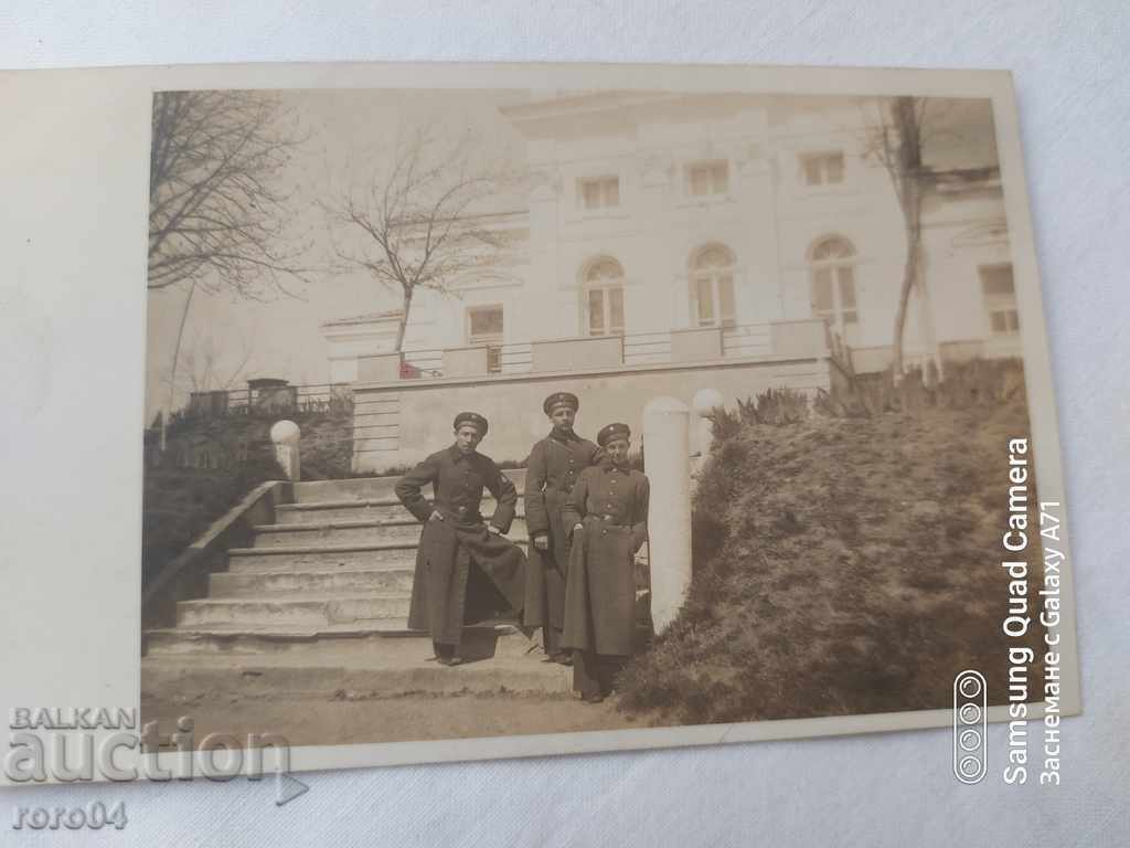 STUDENTS - 7 STUDENTS - 7