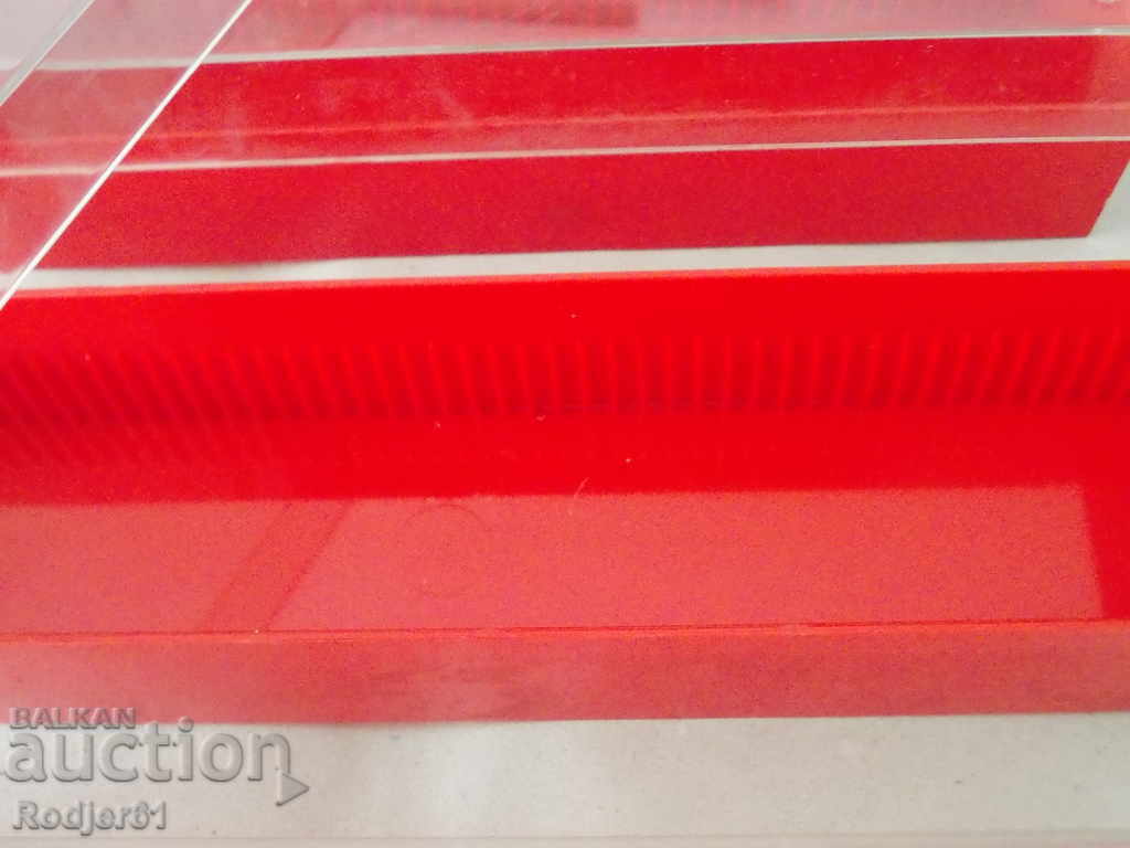 Auction for photo enthusiasts - slide boxes Auction for photo enthusiasts - slide boxes