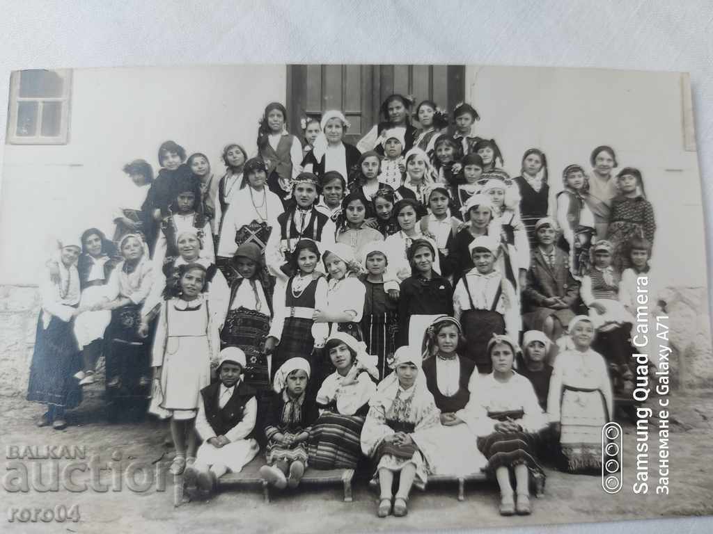 CARRIERS - CHILDREN with price 17.99 BGN | € 9.20