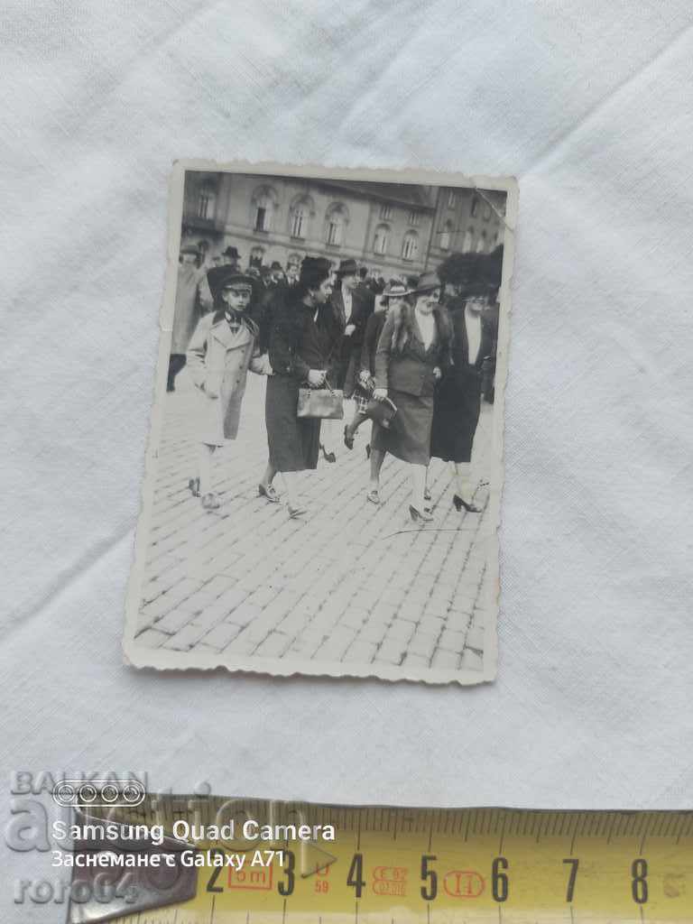 Παράδοση ΑΥΓΟΥΣΤΟΣ - 1943 Παράδοση ΑΥΓΟΥΣΤΟΣ - 1943