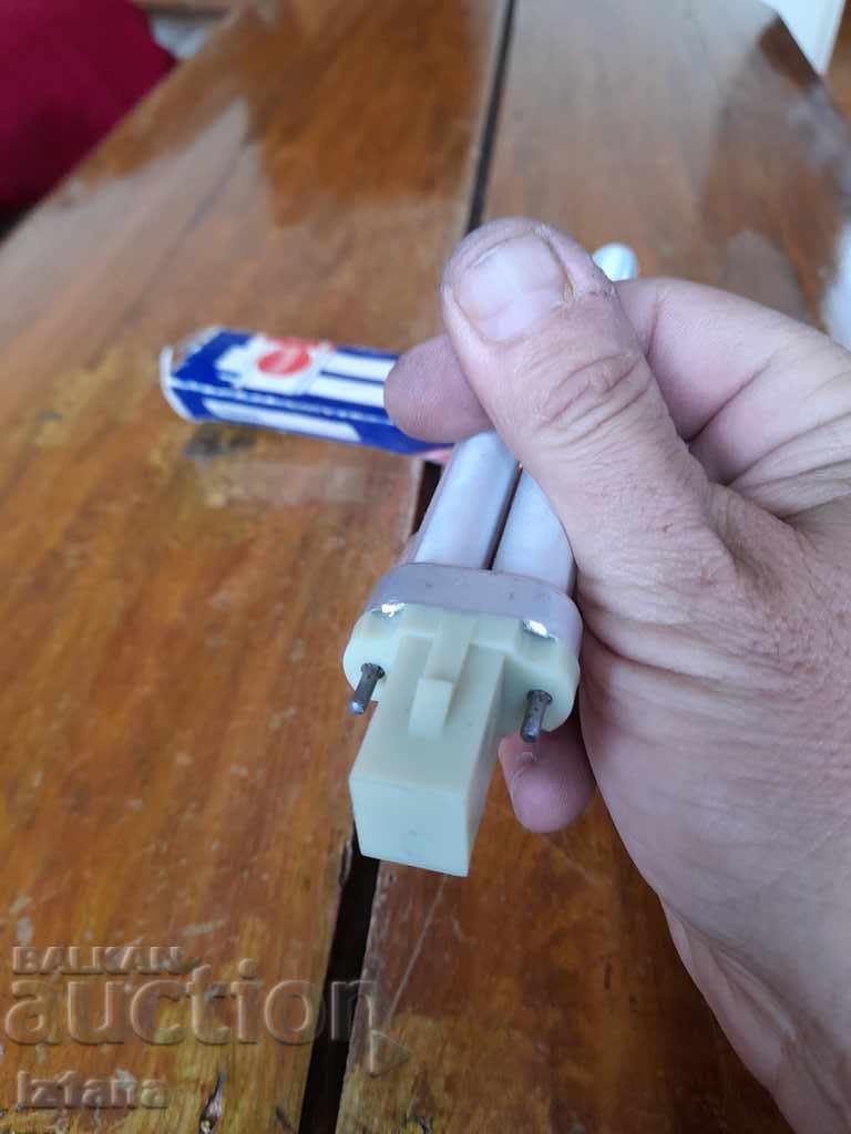 Old fluorescent lamp KL9 - 6 Old fluorescent lamp KL9 - 6