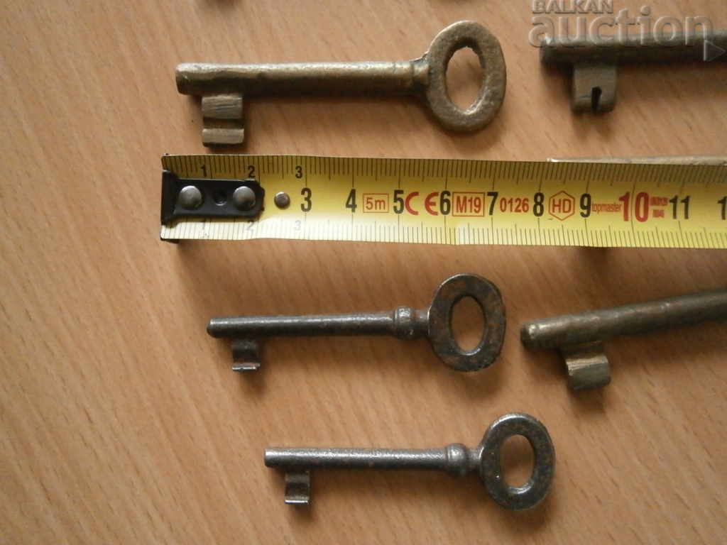 Antique key lock latch - 7 Antique key lock latch - 7