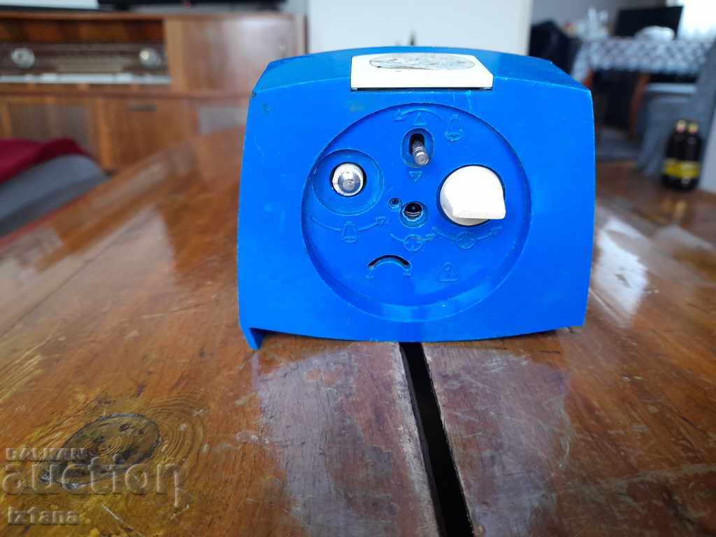 Delivery of Old clock, Ruhla alarm clock Delivery of Old clock, Ruhla alarm clock