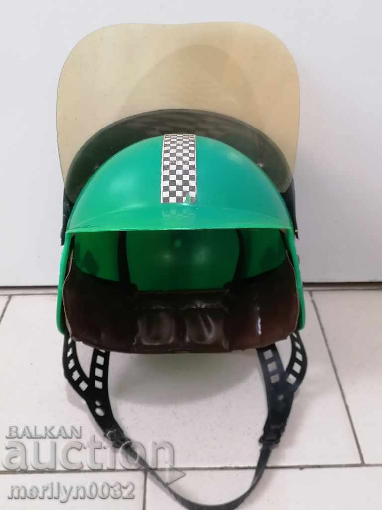 Delivery of Toy helmet for motorcyclist children's helmet Delivery of Toy helmet for motorcyclist children's helmet