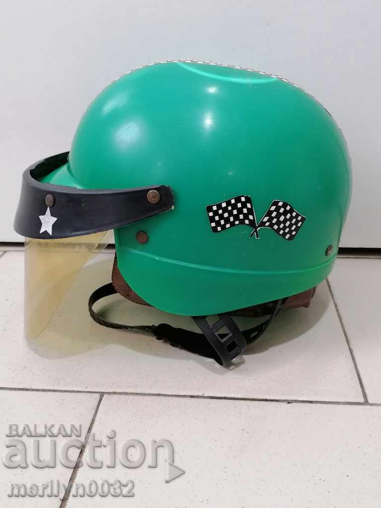 Детскa играчка каска на моторист детски шлем