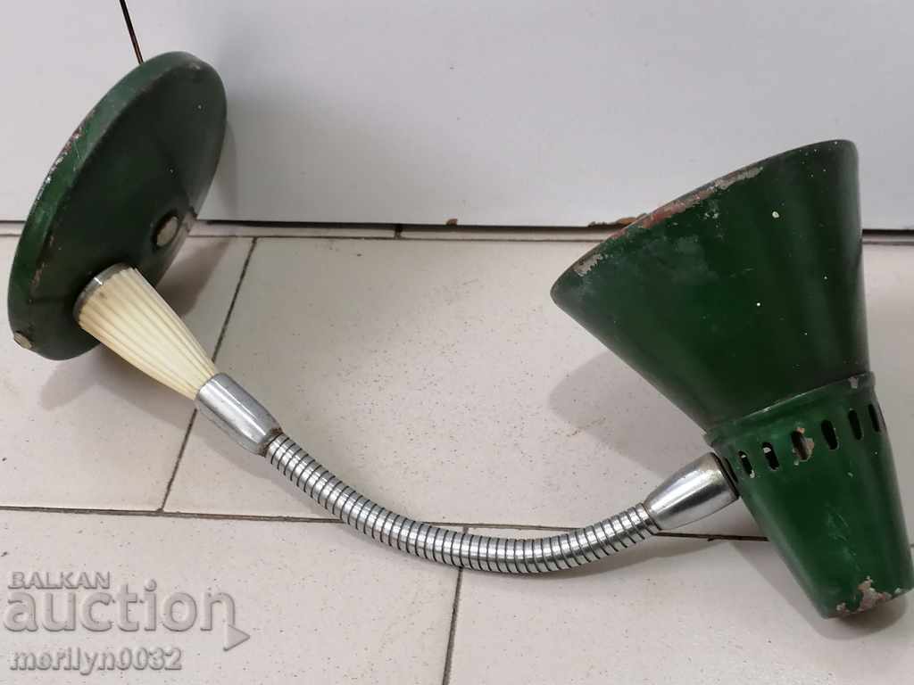 Movable night lamp reflector 70s socket with price 54.00 BGN | € 27.61 Movable night lamp reflector 70s socket with price 54.00 BGN | € 27.61