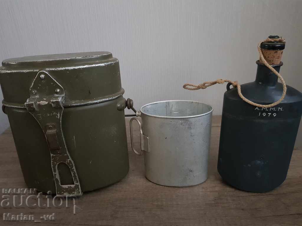 Swiss military jug with a jug and a cup