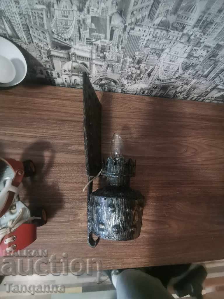 Delivery of Gas lamp converted to electricity Delivery of Gas lamp converted to electricity