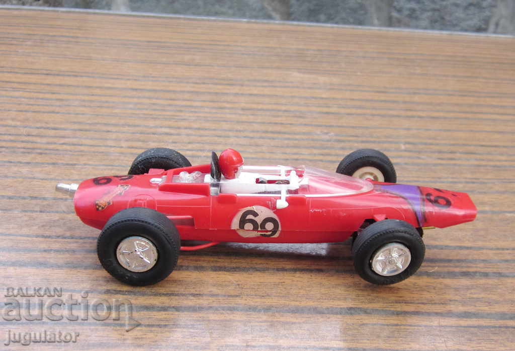 παλιό κουλοχέρη παιχνίδι σπορ αυτοκινήτου MELKUS WARTBURG F III με τιμή 30.00 BGN | € 15.34