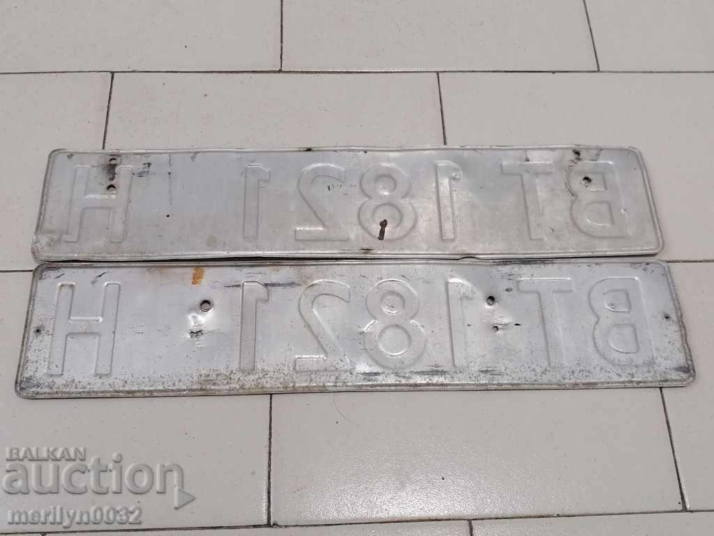 Delivery of Pair of numbers, registration number, plate, number plate Delivery of Pair of numbers, registration number, plate, number plate